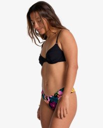 3 Sol Searcher - Medium Coverage Bikini Top for Women Black EBJX300123 Billabong