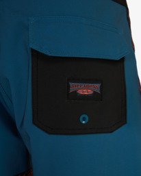 7 Burleigh Pro 18" - Boardshorts Performance para Homem Azul EBYBS00116 Billabong