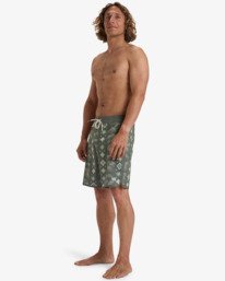 3 73 Theme Pro 18.5" - Boardshorts Performance para hombre  EBYBS00122 Billabong
