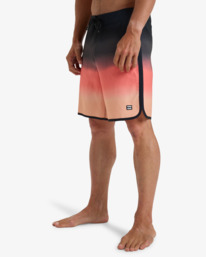 5 73 Theme Pro 18.5" - Performance-Boardshorts für Männer Schwarz EBYBS00122 Billabong