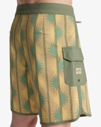8 73 Pro - Boardshorts for Men Green EBYBS00125 Billabong