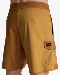 8 Ventura Low Tide - Boardshorts for Men Brown EBYBS00130 Billabong