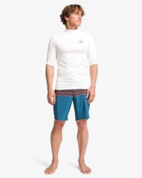 1 Re Issue Weiss EBYWR03027 Billabong