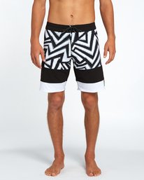 0 Pump X 18" Boardshorts  H1BS07BIP8 Billabong