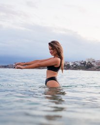 0 The Awesome Maui Biarritz Bikini Bottom  J3SB70BIMU Billabong