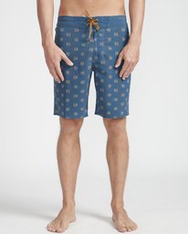 3 Sundays Min Pro 18" Boardshorts  N1BS07BIP9 Billabong