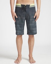 1 Resistance Pro 20" Boardshorts  N1BS16BIP9 Billabong