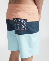 0 Tribong Pro Solid 19" Boardshorts  N1BS47BIP9 Billabong