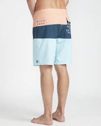 2 Tribong Pro Solid 19" Boardshorts Naranja N1BS47BIP9 Billabong