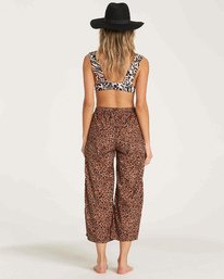 1 Wild Heartbeats - Elasticated Cropped Trousers  R3PT01BIW9 Billabong