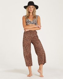 2 Wild Heartbeats - Elasticated Cropped Trousers  R3PT01BIW9 Billabong
