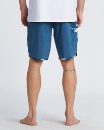 8 73 Pro 20" - Performance Boardshorts für Herren Blau S1BS38BIP0 Billabong