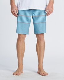 2 All Day Pro 18" - Striped Board Shorts for Men Blue S1BS46BIP0 Billabong