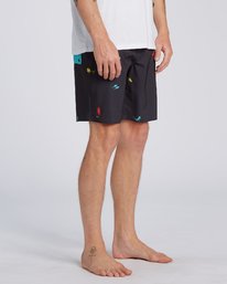 4 Dr Seuss One Fish Two Fish Pro - Board Shorts for Men  U1BS11BIF0 Billabong