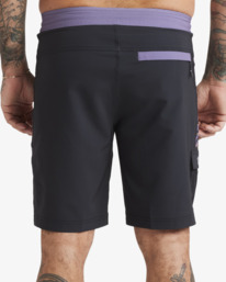 7 Otis Mangrove 18.5" - Boardshorts Performance para Hombre Negro UBYBS00505 Billabong