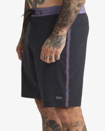 9 Otis Mangrove 18.5" - Performance-Boardshorts für Männer Schwarz UBYBS00505 Billabong