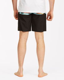 3 Tribong Pro 19" - Boardshorts für Männer  W1BS40BIP1 Billabong