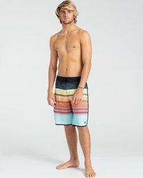 5 73 Stripe Pro 19" - Boardshorts für Männer Rosa W1BS43BIP1 Billabong