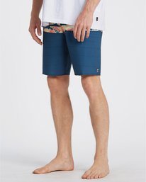 2 Tribong Pro - Boardshorts für Männer  W1BS89BIP1 Billabong
