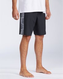 17 Otis Dbah Pro 18.5" - BoardShort para Hombre  X1BS16BIS1 Billabong