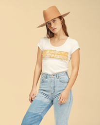 1 Wrangler Hey Honey - T-Shirt for Women White Z3KT04BIF1 Billabong