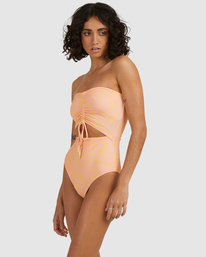 1 Hot Tropics Summer Bandeau - One Piece Swimsuit for Women  Z3SW20BIF1 Billabong