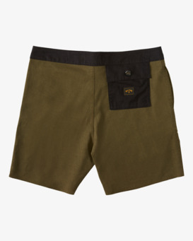 Adventure Division Surftrek Hemp 17" - Gerecyclede Boardshort voor Heren