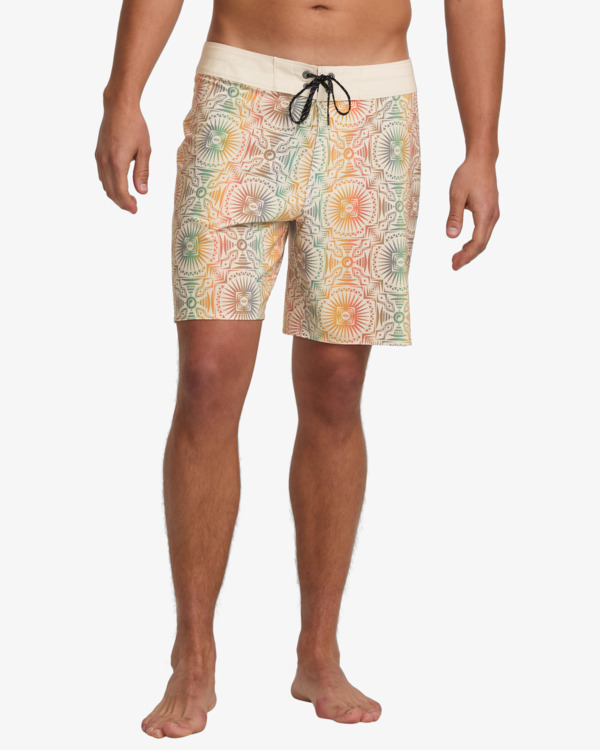 8 Good Times Pro 18.5" - Performance-Boardshorts für Männer Violett 24A081505 Billabong