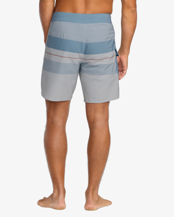 2 73 Pro 17.5" - Performance boardshort voor Heren Blue 24A081509 Billabong