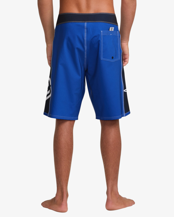 4 Scoop Pro 20" - Performance-Boardshorts für Männer Rot 24A081510 Billabong