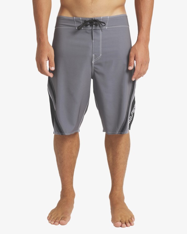 2 Fluid 2K Pro 21" - Performance-Boardshorts für Männer Grau 24A081522 Billabong