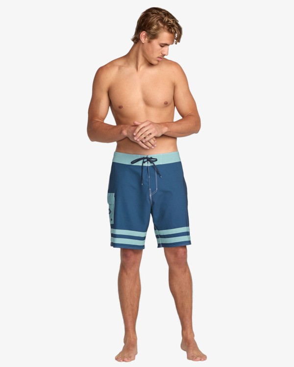 3 Burleigh Original Pro 18.5" Purple 24A081523 Billabong