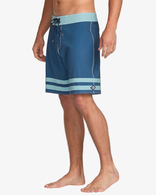 5 Burleigh Original Pro 18.5" Purple 24A081523 Billabong