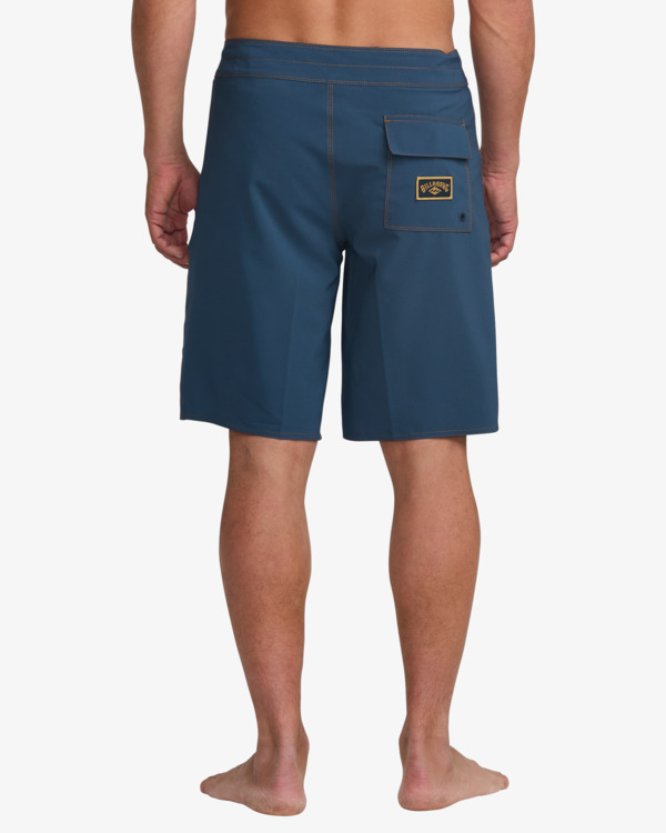 4 Core Lord Pro 20" - Performance Board Shorts for Men Blue 24A081526 Billabong