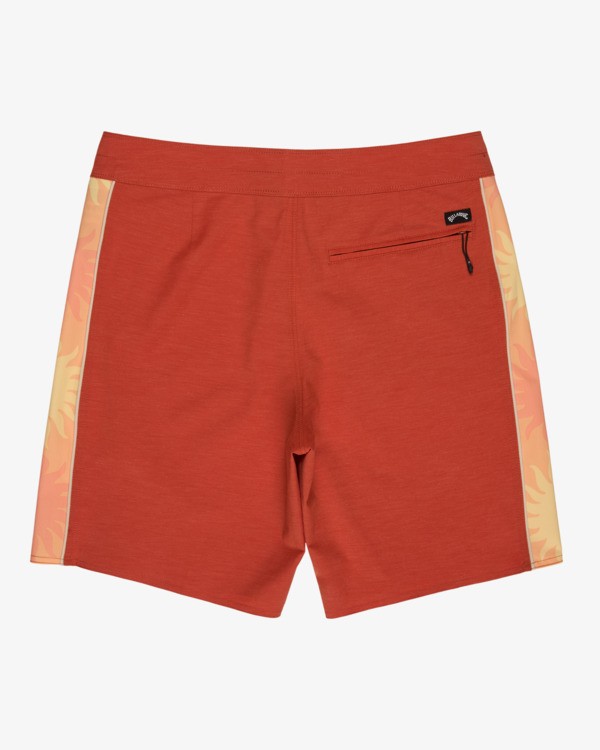 1 Dbah Pro - Boardshorts f&uuml;r M&auml;nner Rot 24A081609 Billabong