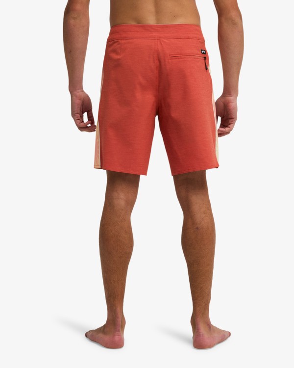 4 Dbah Pro - Boardshorts f&uuml;r M&auml;nner Rot 24A081609 Billabong