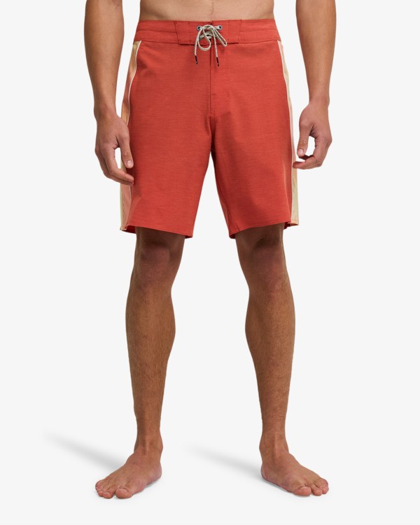2 Dbah Pro - Boardshorts f&uuml;r M&auml;nner Rot 24A081609 Billabong