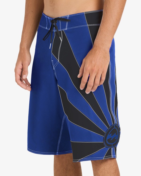 9 A.I. Rising Sun Pro Blau 24A081616 Billabong