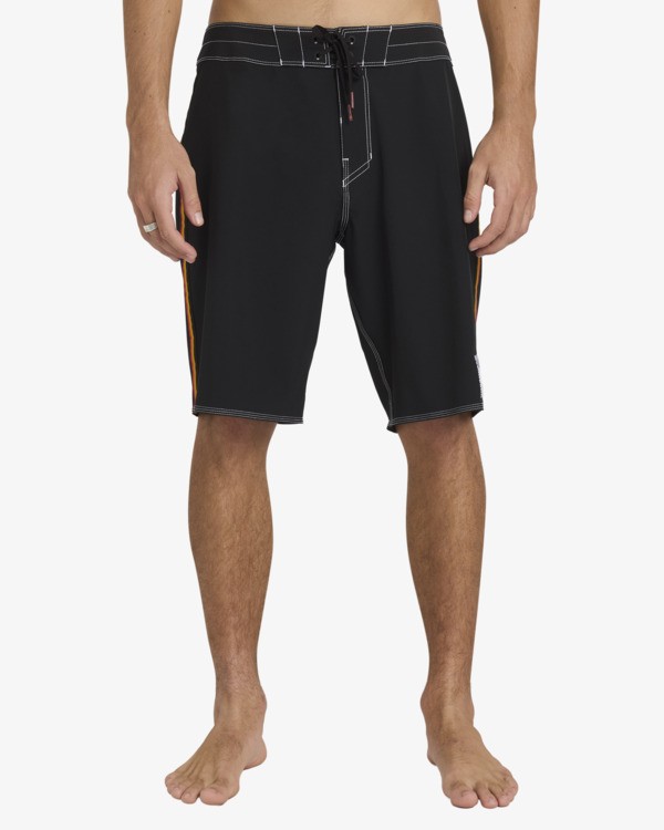 2 Otis Flag Dbah Pro 19" - Boardshorts für Männer Schwarz 24A083583 Billabong
