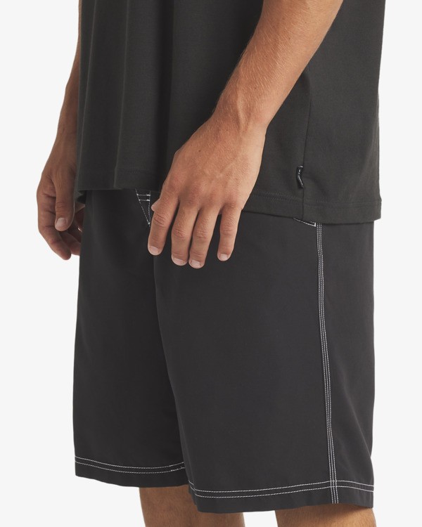 8 Throw On 21" - Boardshorts für Männer Schwarz 24A253573 Billabong
