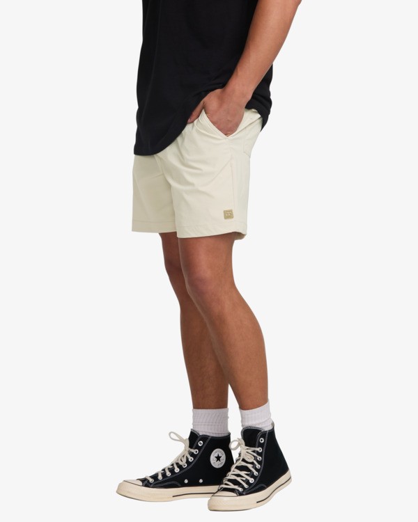1 Surftrek Plus 19" - Elastic Waist Walkshorts for Men Black 24A321502 Billabong