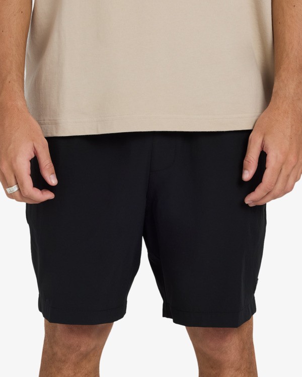 1 Surftrek 17" Black 24A321503 Billabong