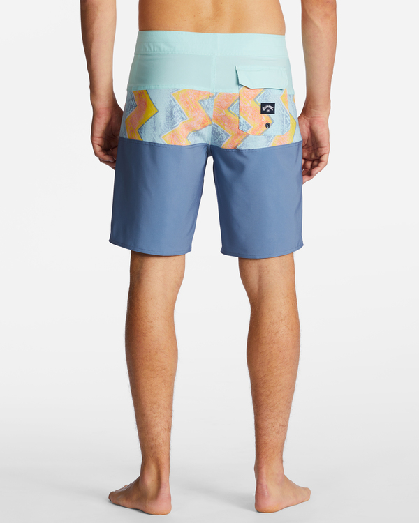 4 Tribong Pro - Boardshorts de desempenho para Homem Azul ABYBS00389 Billabong