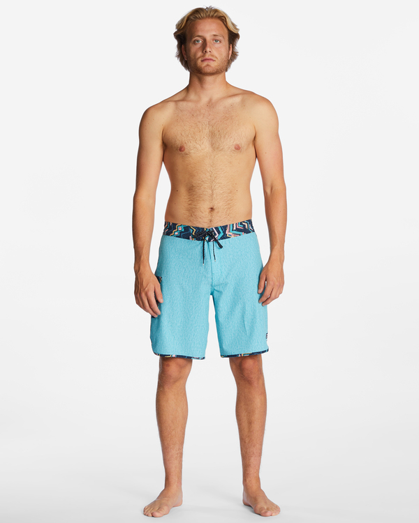 3 73 Pro - Boardshorts de desempenho para Homem Azul ABYBS00390 Billabong