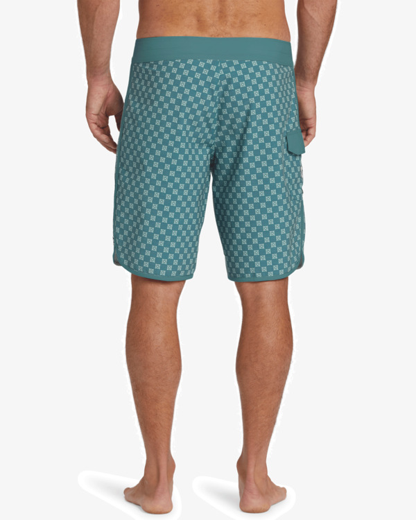 4 73 Pro 19" - Boardshorts für Männer Blau ABYBS00463 Billabong