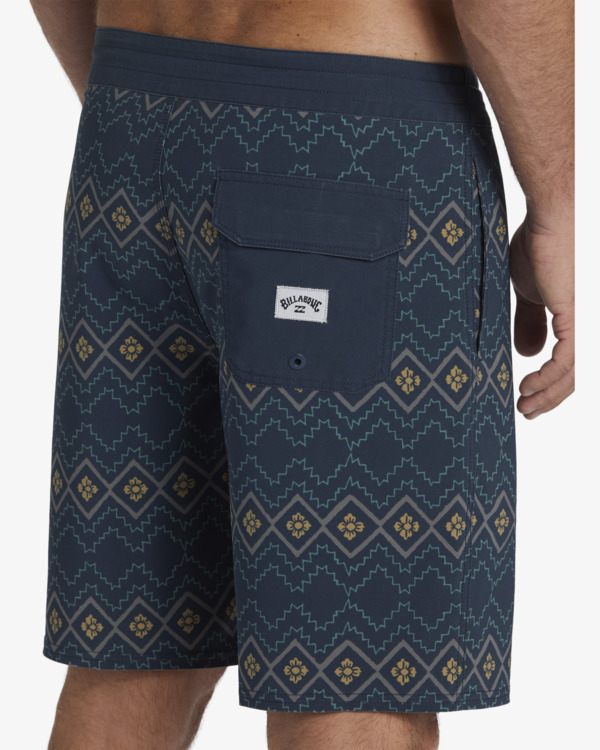 6 Good Times - 17,5“ Lo Tide Boardshorts für Männer Blau ABYBS00489 Billabong