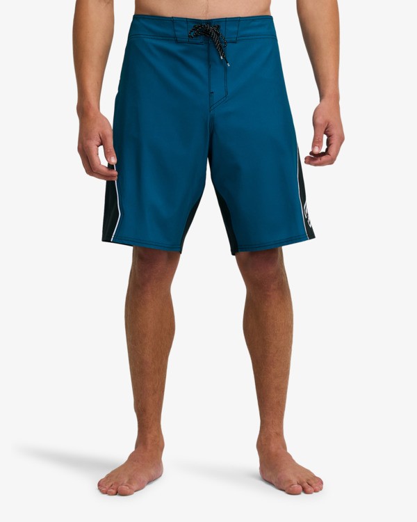 0 Straddie Pro 20" Multi BL000424 Billabong