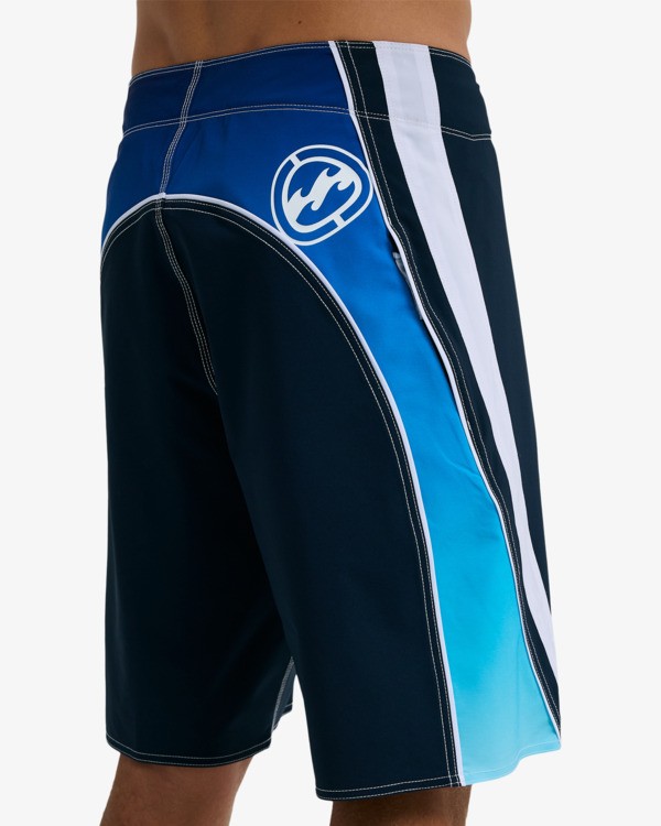 8 Fluid 2K Pro 21" Beige BL000547 Billabong