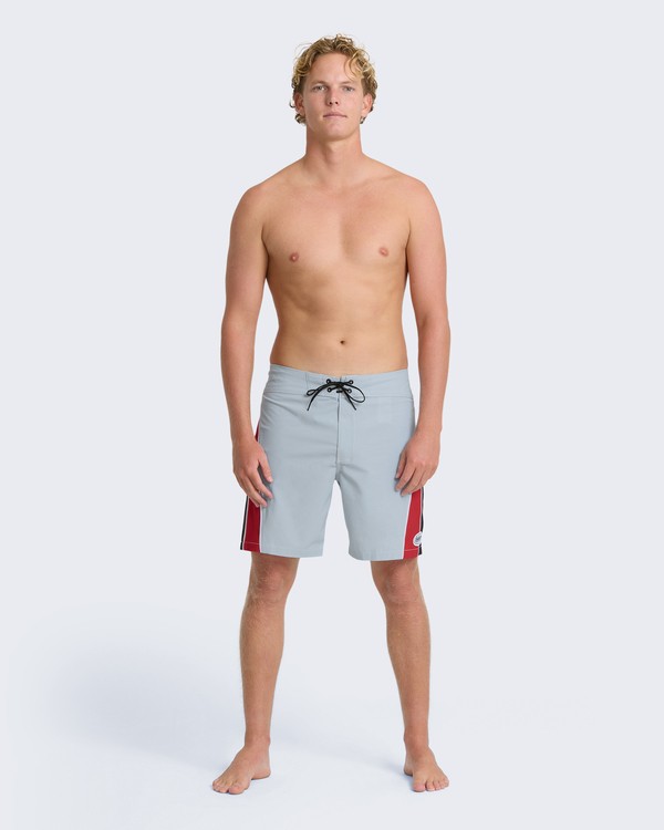 2 Garage Highway Pro 18" Red BL001413M Billabong