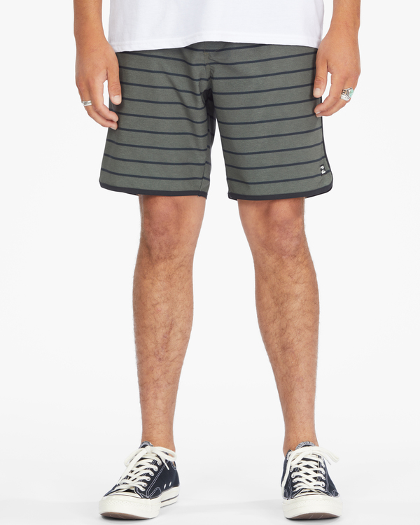 0 Crossfire Elastic 73 - Hybrid Shorts for Men Green C1WK48BIP2 Billabong
